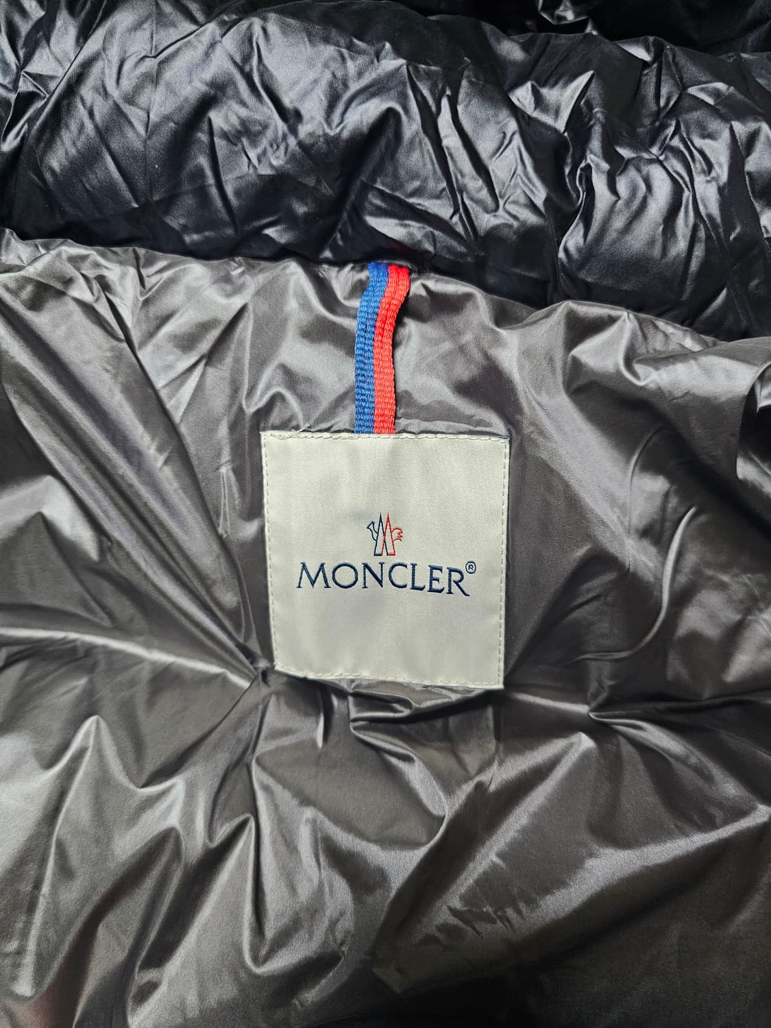 몽클레어 마야후드 패딩 상품이미지4