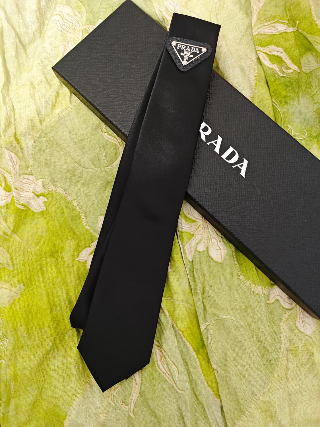 프라다 블랙 넥타이 상품이미지5