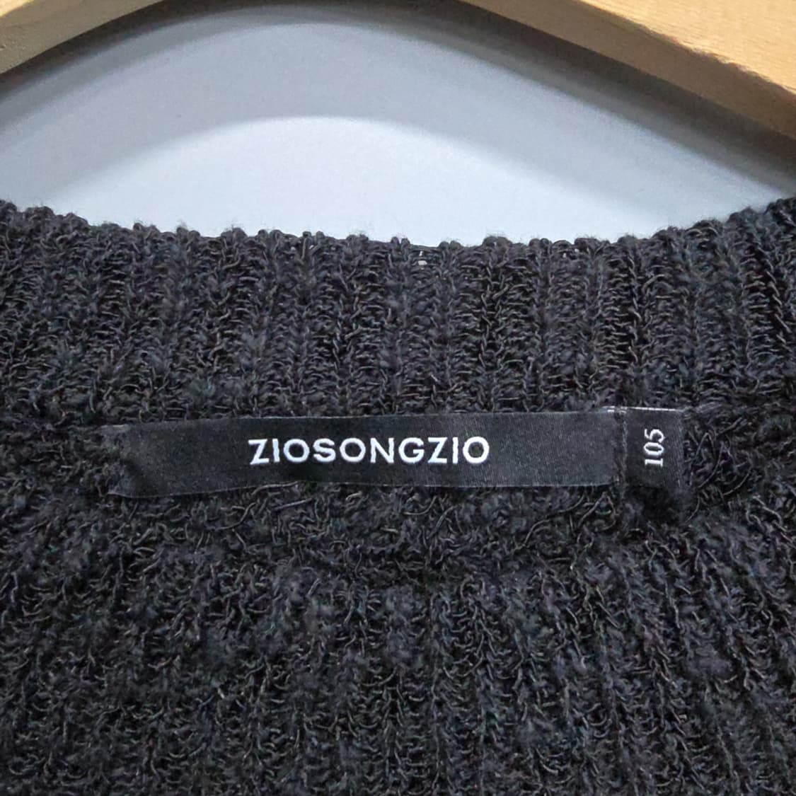 지오송지오(ZIOSONGZIO) 퓨처리즘 엠브로이드 니트 블랙 105 상품이미지7