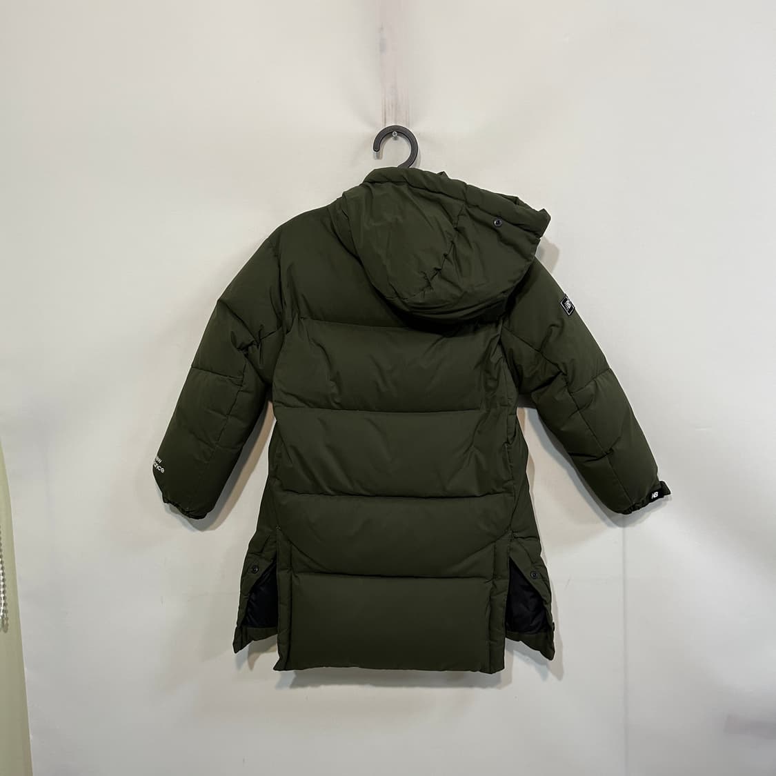 뉴발란스 키즈 구스다운 패딩 145 카키 상품이미지3