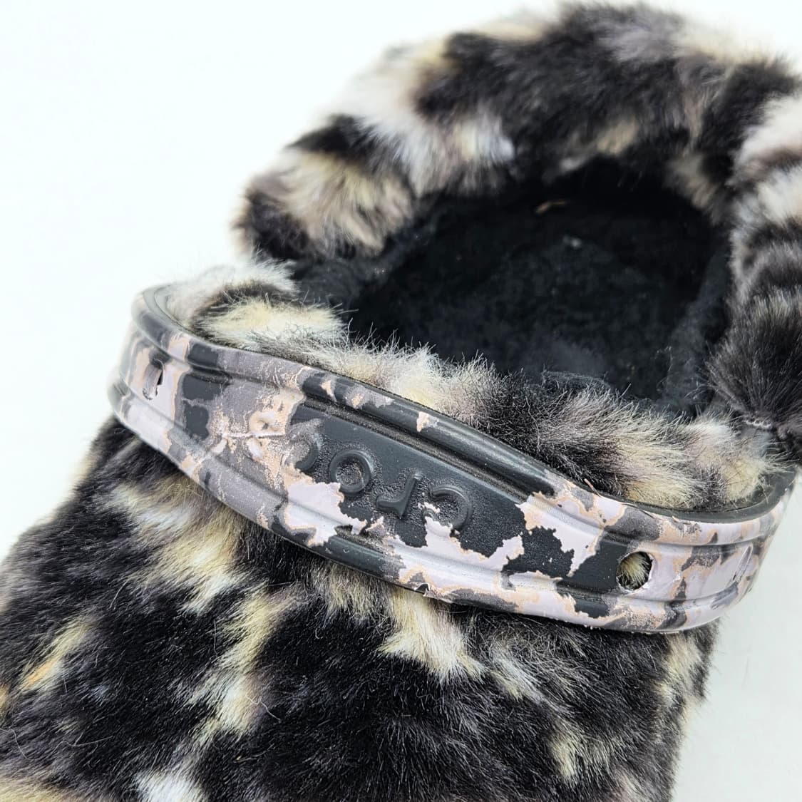  크록스 클래식 퍼 슈어 클로그 블랙 멀티 (M5 W7)  상품이미지5