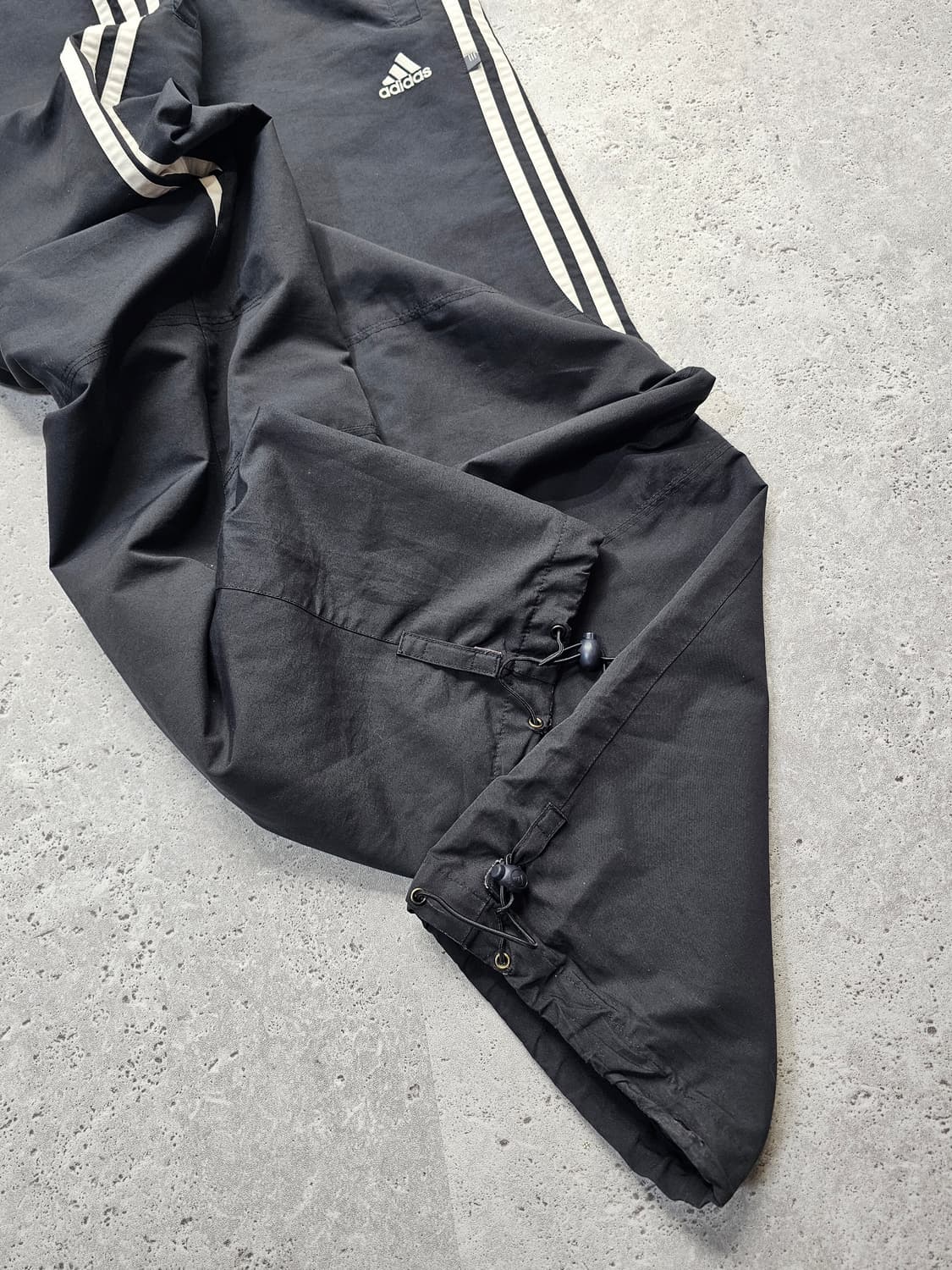 아디다스 삼선 딥차콜 트랙팬츠 바람막이 와이드 바지 상품이미지5