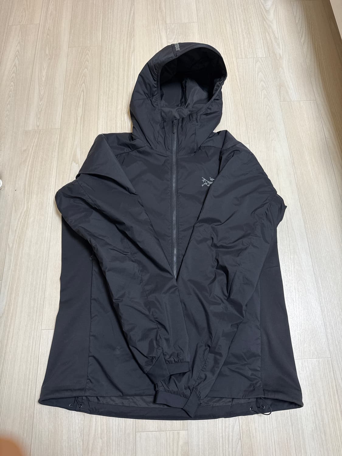 아크테릭스 25S아톰후디 상품이미지1