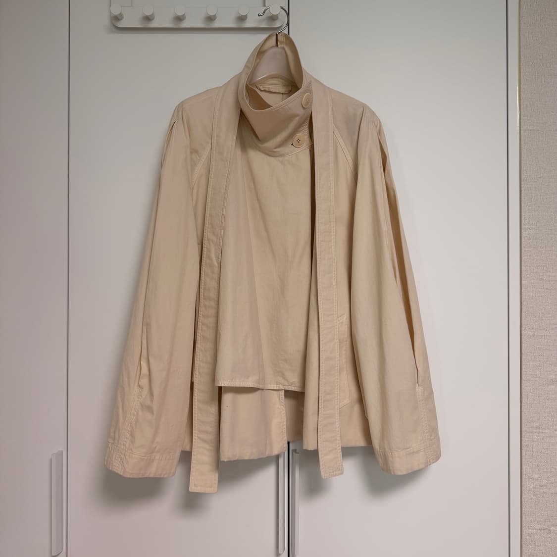 LEMAIRE 르메르 숏트렌치 상품이미지5