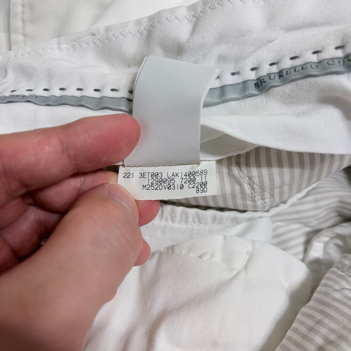 브루넬로 쿠치넬리 화이트 카고 반바지 상품이미지7