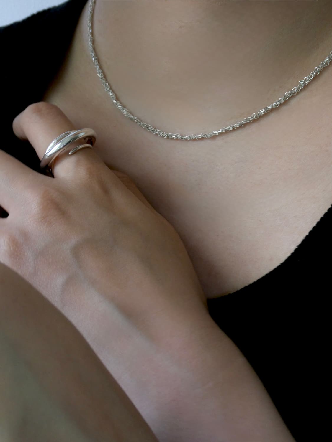 BRAID CHAIN NECKLACE 3줄 땋기 체인 목걸이 상품이미지3