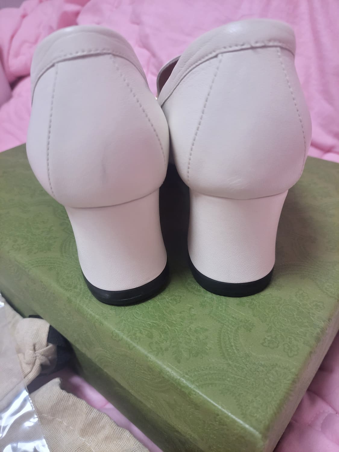 정품)급처1번신음상태좋음!구찌 인터로킹 G 레더 펌프 미드힐 구두 로퍼 상품이미지9