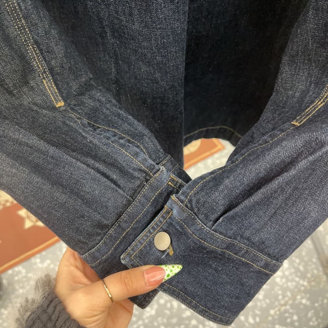 유니클로 U 빈티지 모던 캐주얼 데님 워크 셔츠 M C09303 상품이미지7