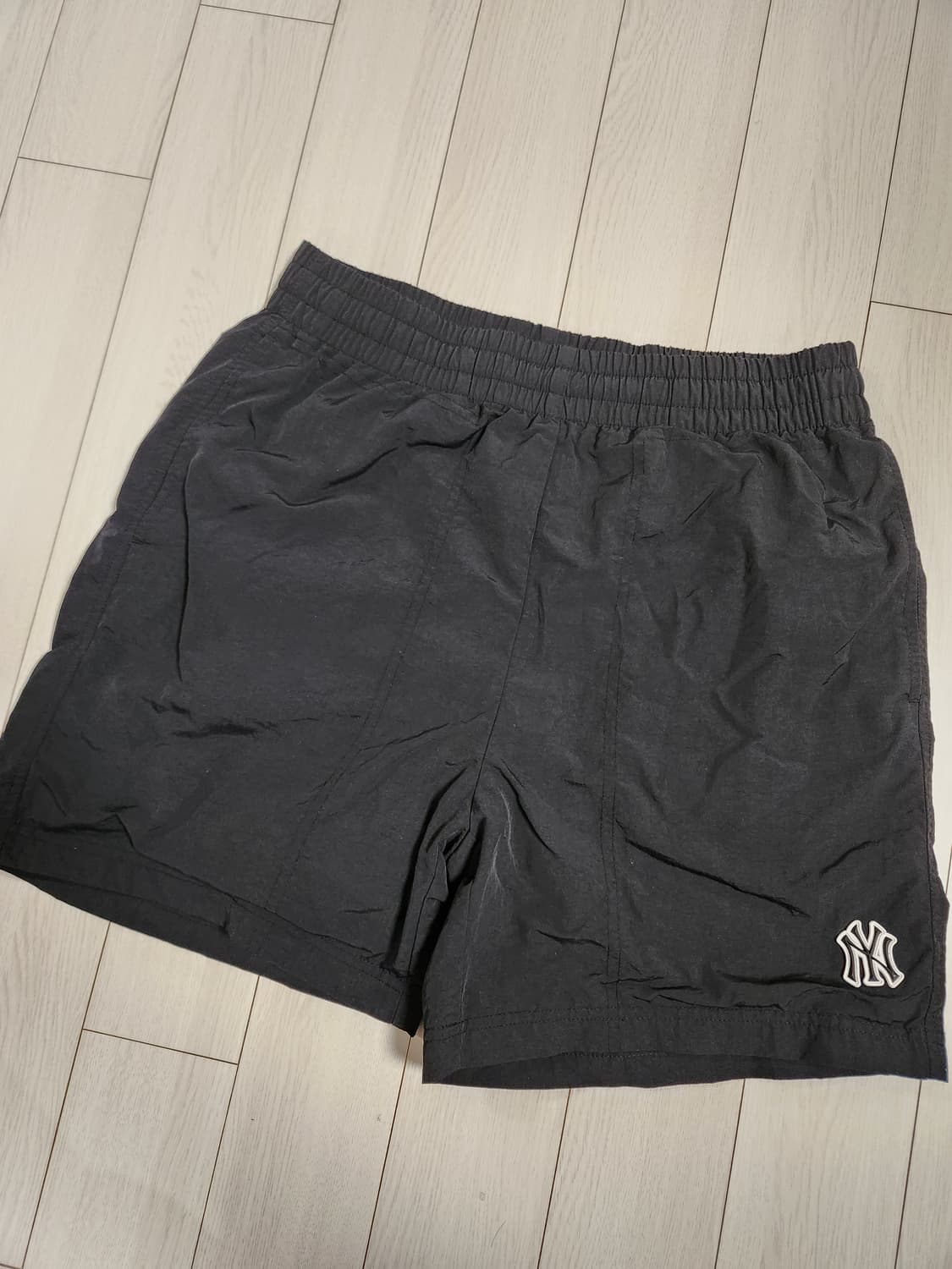 MLB 베이직 나일론 스몰로고 숏 우븐 반바지 31SMU2131 사이즈m 상품이미지1