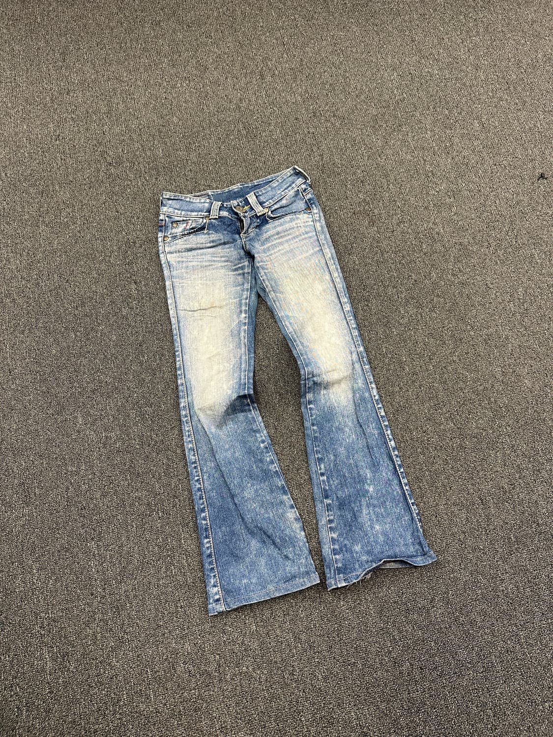 26) 에드윈 y2k 부츠컷 데님팬츠 연청 워싱 상품이미지4