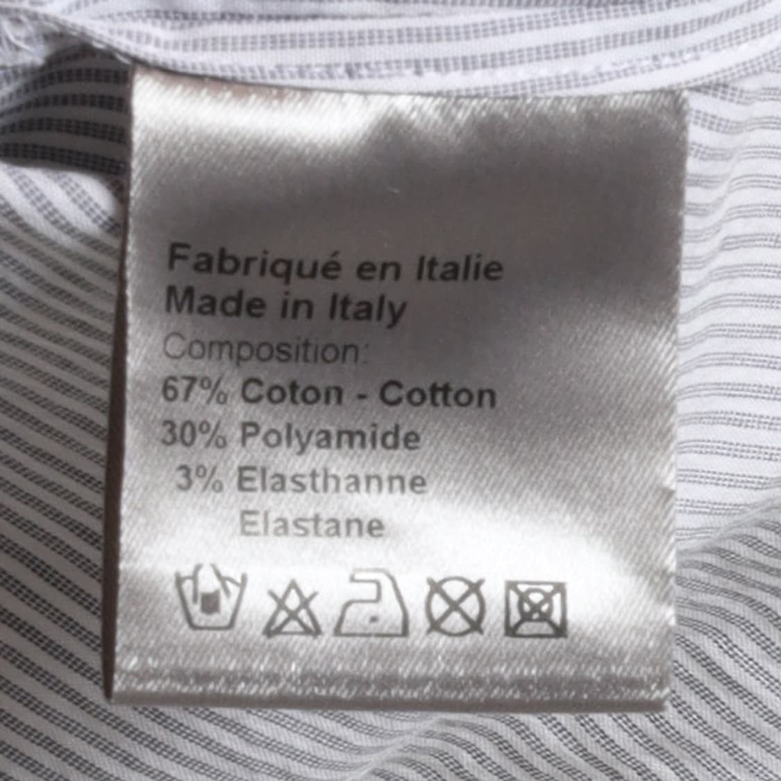 디올 Dior  Stripe Pattern Frill Shirt
 상품이미지8