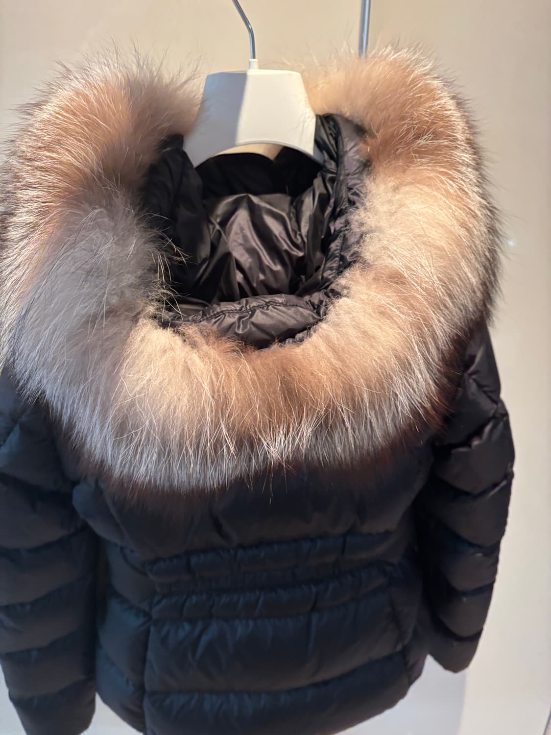 몽클레어 보에드 폭스퍼 패딩 사이즈 2 상품이미지2