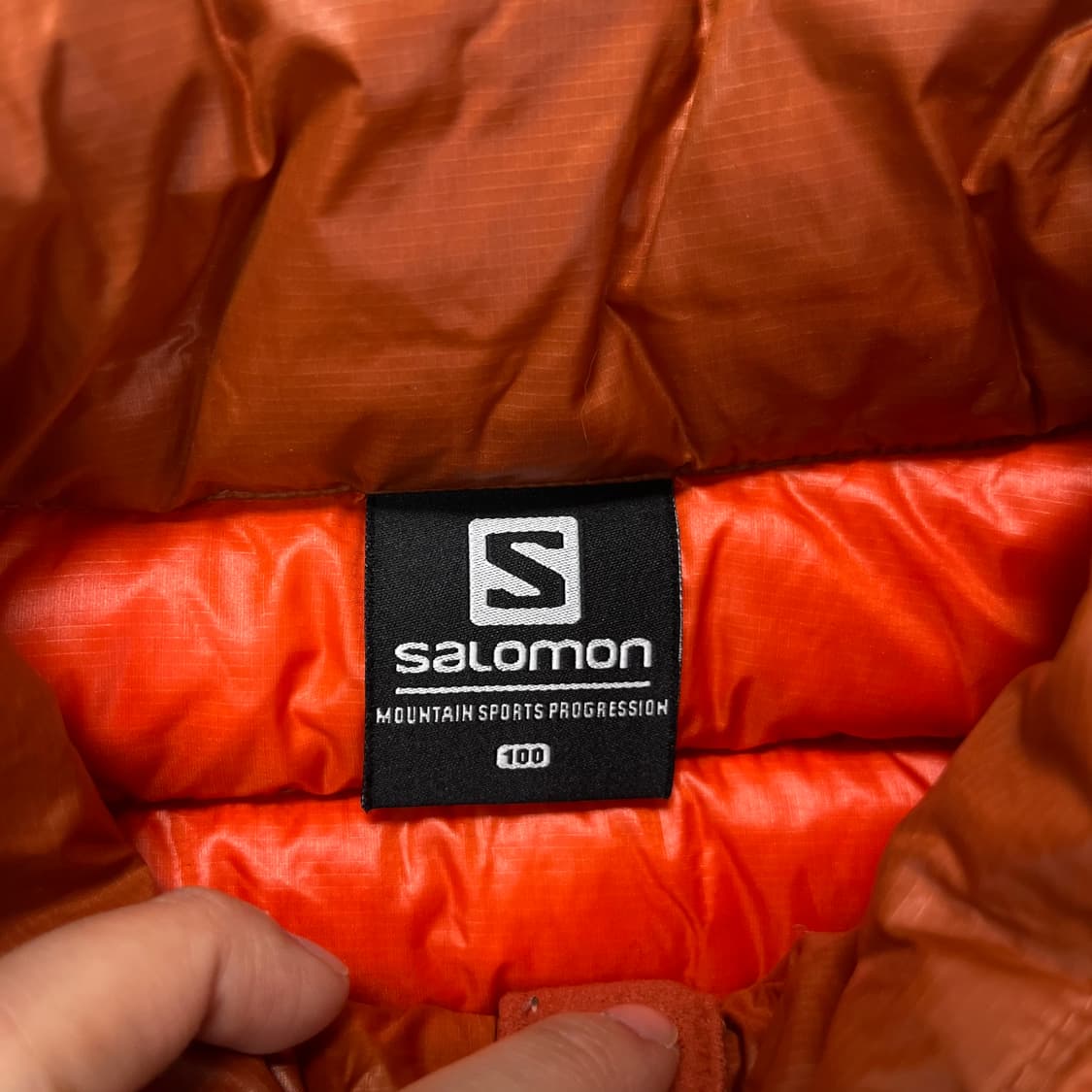 100 살로몬 라이트다운 경량 패널 패딩  상품이미지3