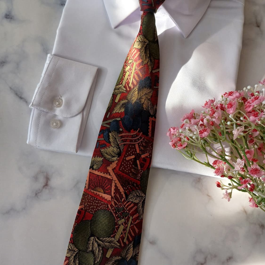 
세루티 실크 레드 자카드 패턴 넥타이 9.5cm A+등급 A19279
 상품이미지5