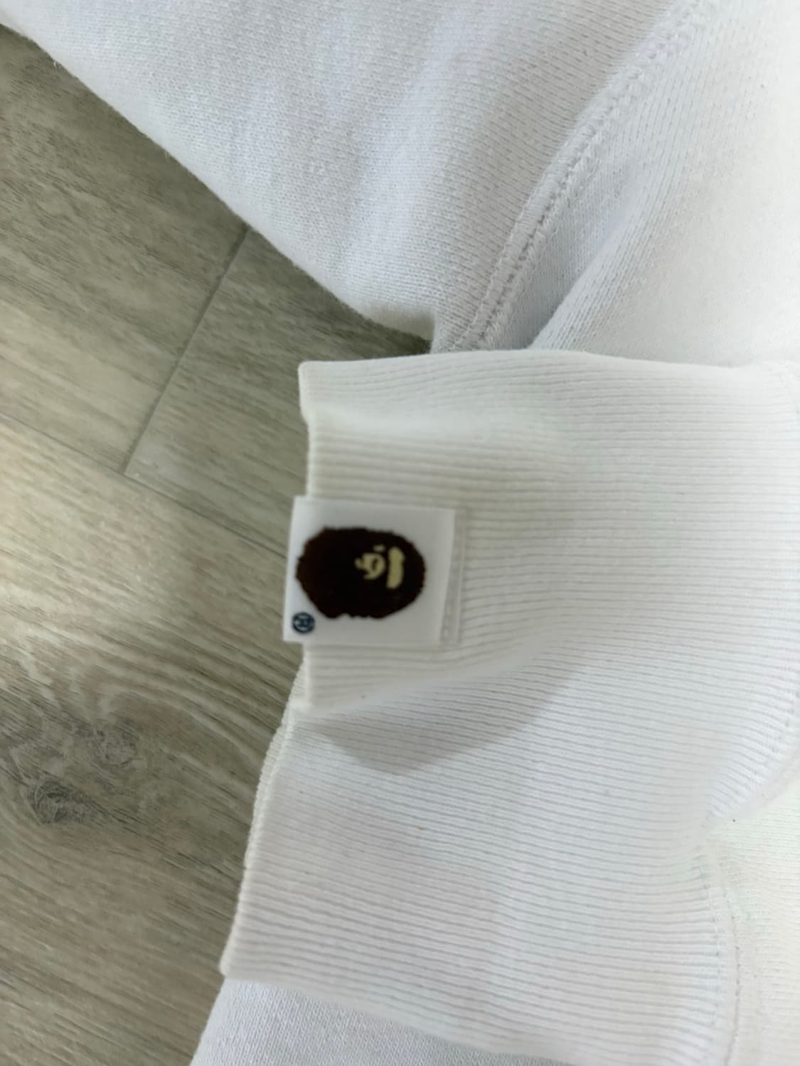 베이프 바운티헌터 매드샤크 후드집업 야광 상품이미지2