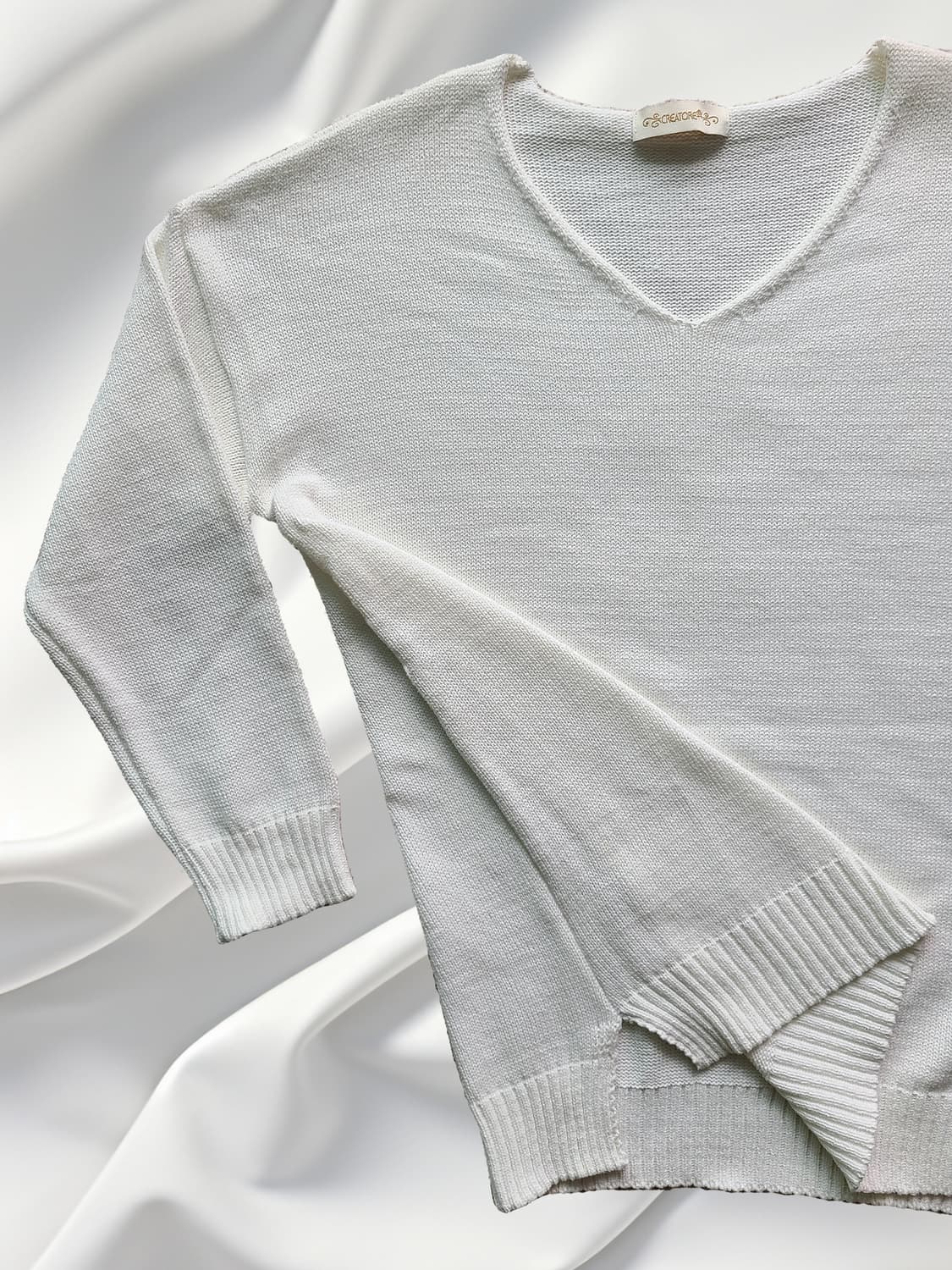V넥 니트 긴팔 티셔츠 상품이미지3