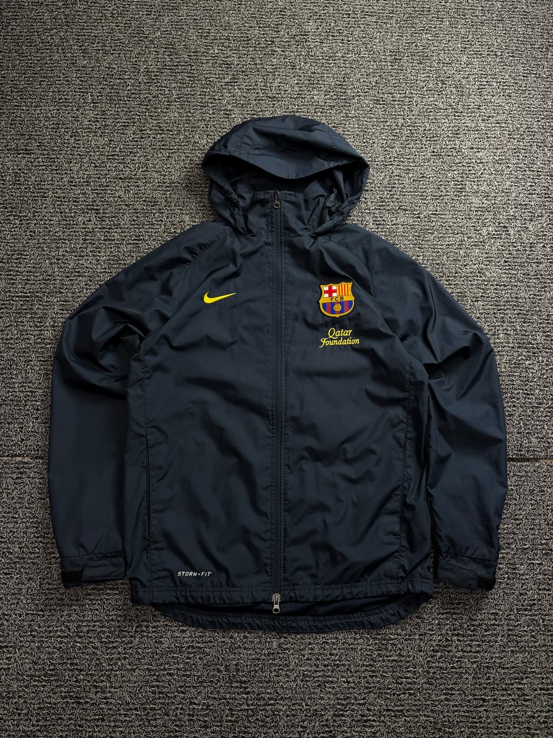 나이키 스톰핏 FC 바르셀로나 레트로 풋볼 레인 바람막이 1691 상품이미지2