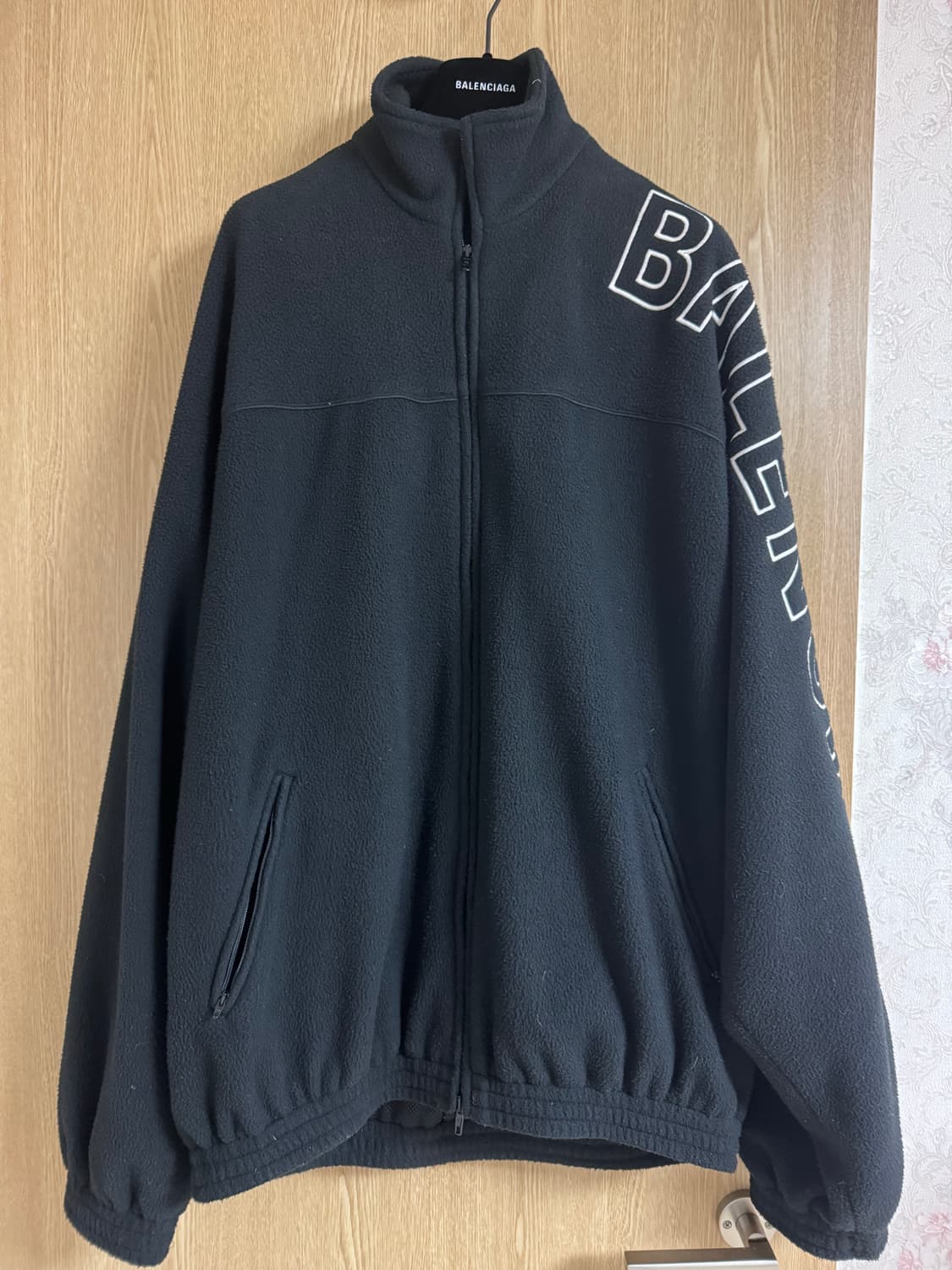 발렌시아가 남성 후리스 집업 46 상품이미지6