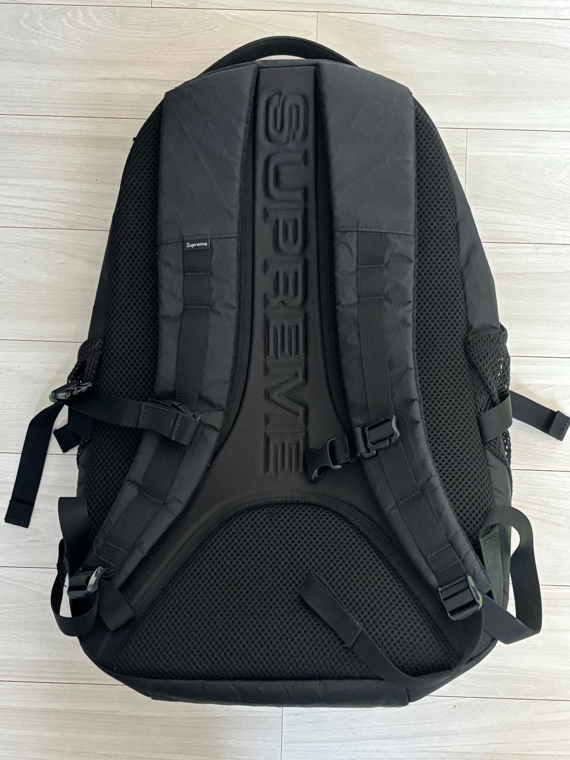 슈프림 23fw 백팩 상품이미지2