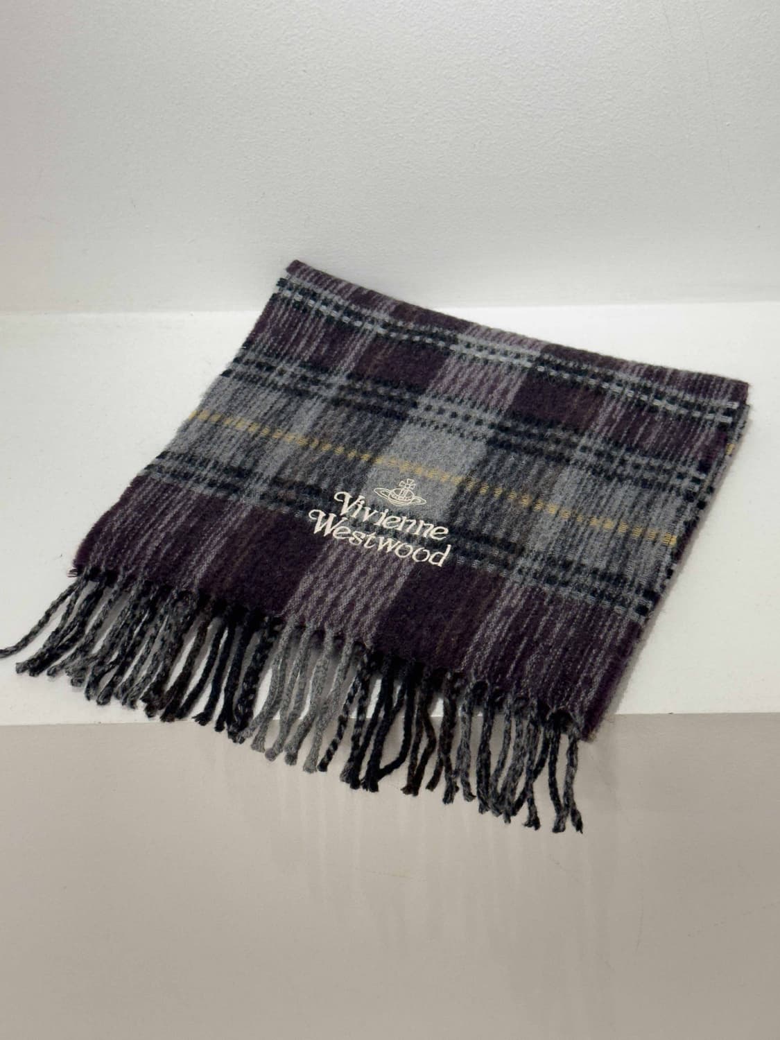 비비안 웨스트우드 머플러 상품이미지1