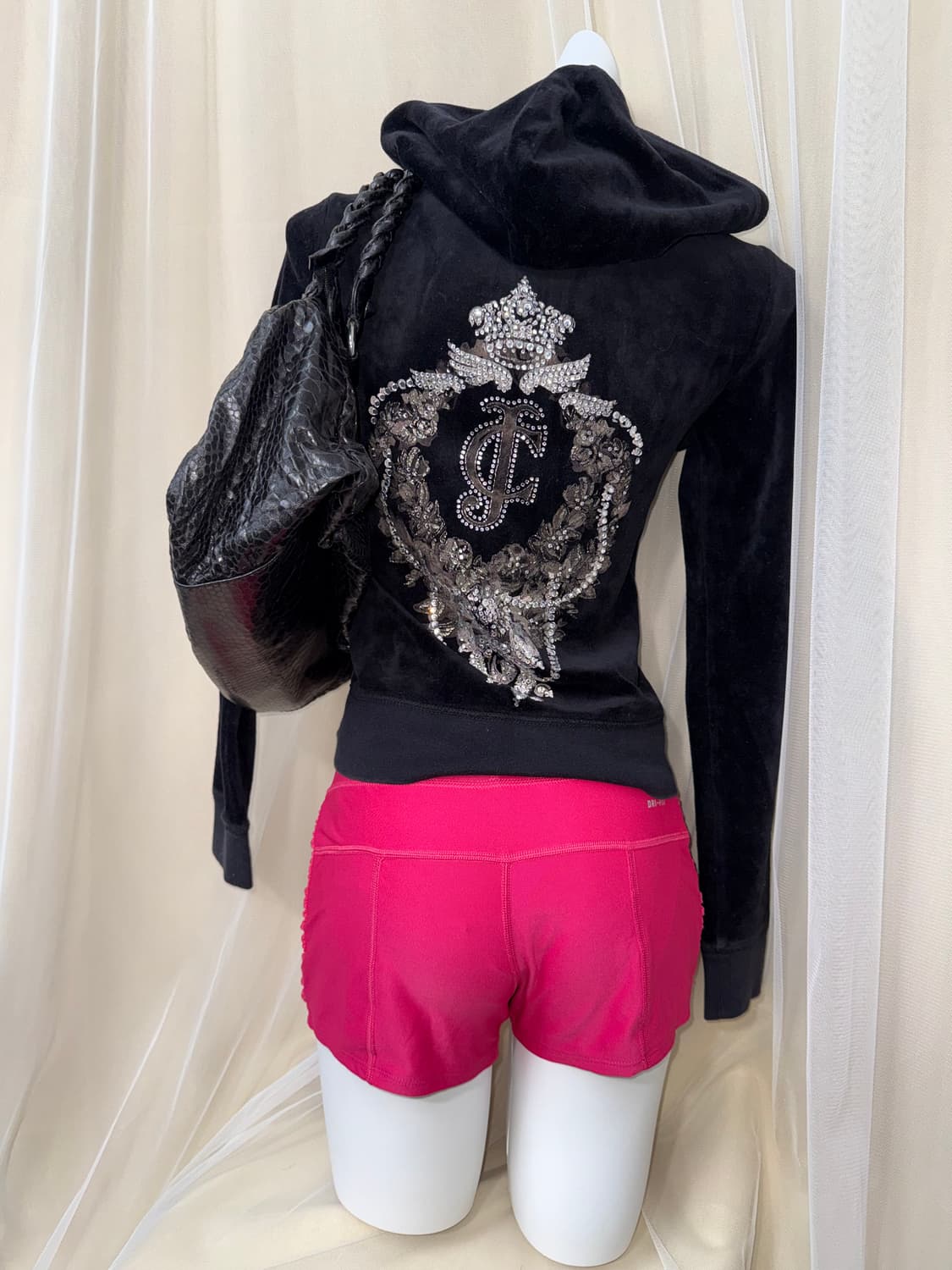 S Juicy Couture 벨벳 후드집업 블랙 상품이미지2