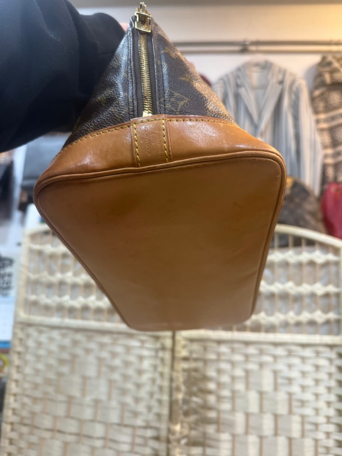 정품 루이비통 알마 토트백 팝니다 상품이미지5