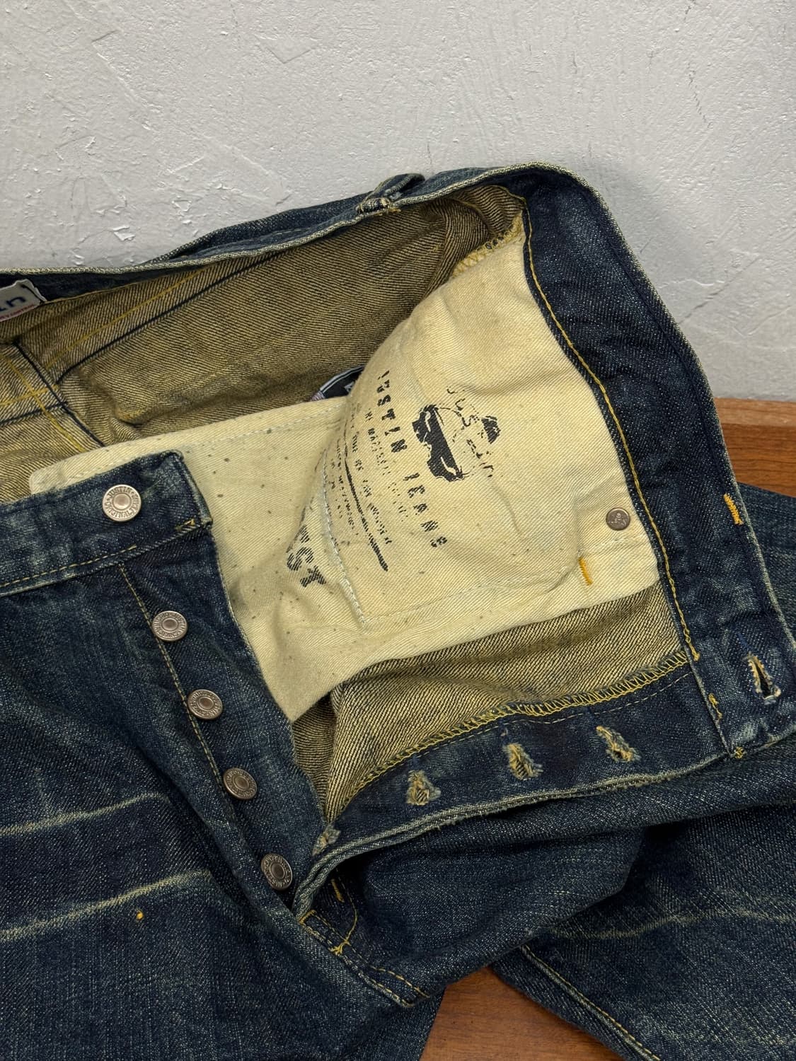 JUSTIN Original J.517 Distressed Denim 상품이미지4