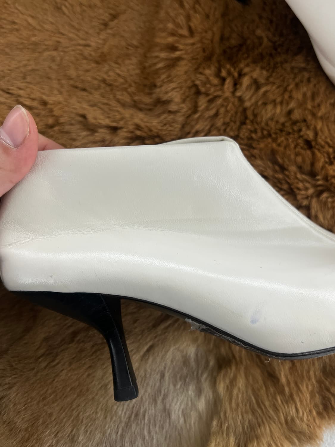 더 로우 브루주아 레더 힐  상품이미지3