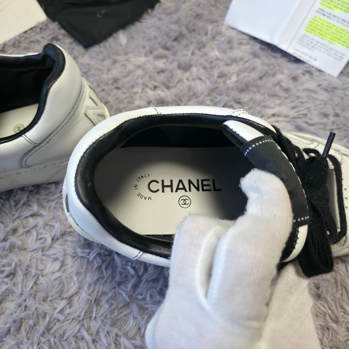 {클로젯}[37][풀구성+인보이스]샤넬 테니스 백로고 스니커즈 상품이미지8