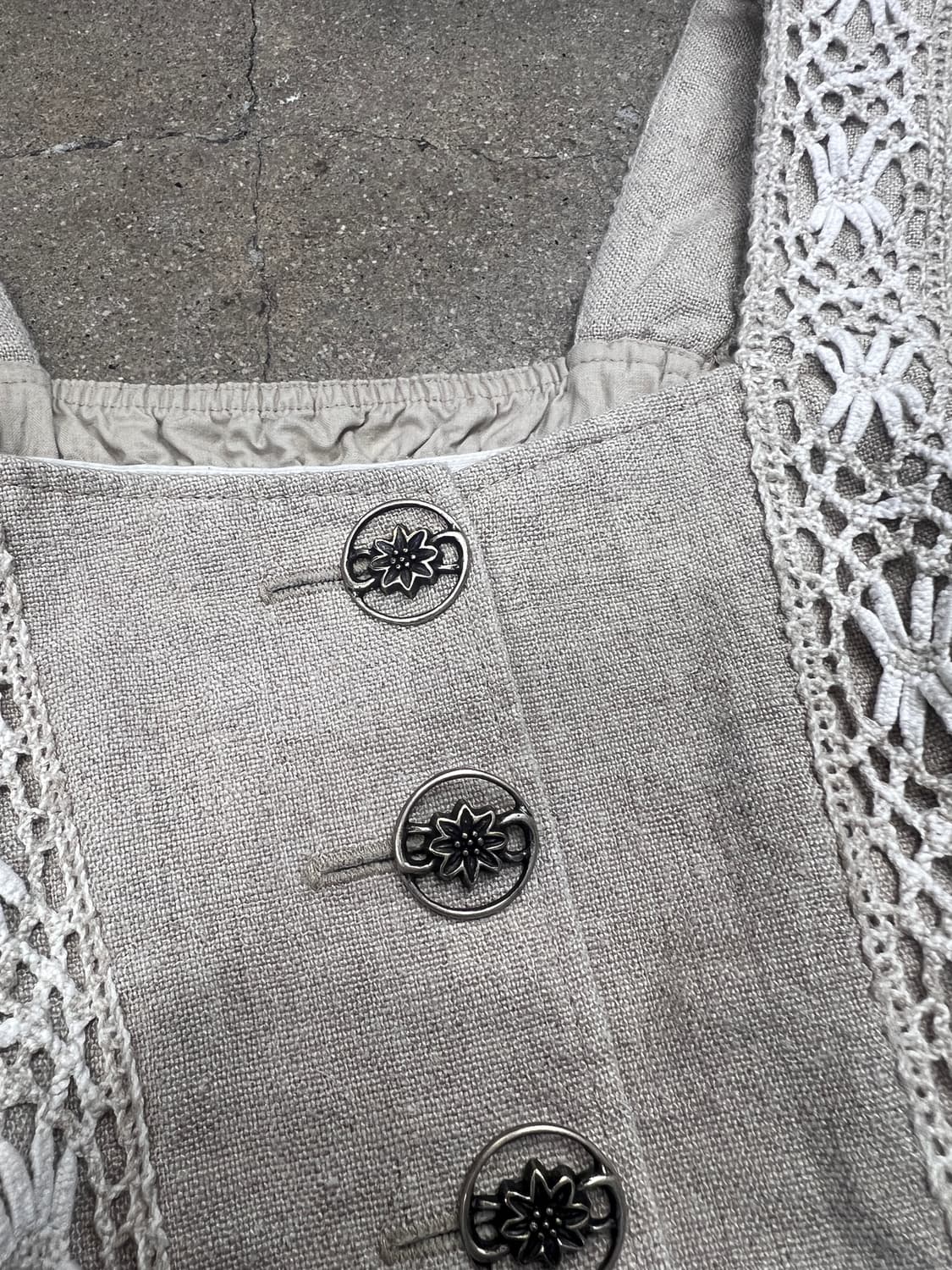 오스트리아 티롤리안 레이스 리넨 가디건 상품이미지3