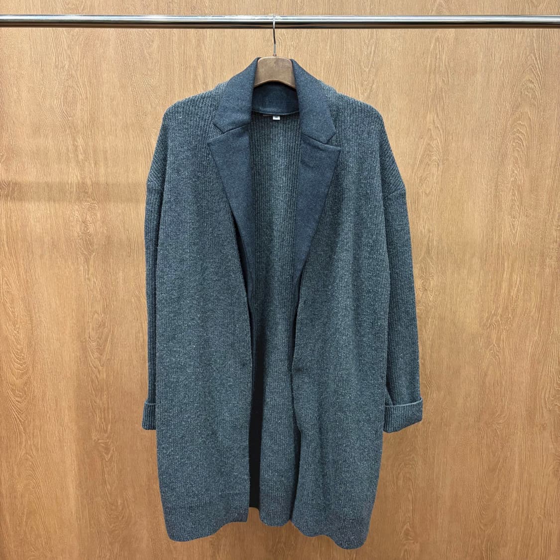 솔리드옴므 니트 가디건 코트 카라 레이어드 탈부착 디테일 루즈핏 그레이 상품이미지2