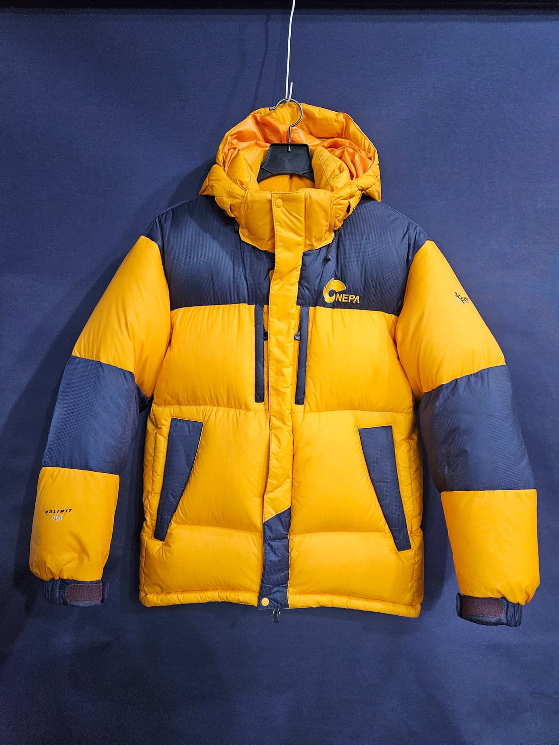 네파 750필 익스트림 옐로우투톤 남성 100 구스다운 패딩  상품이미지1