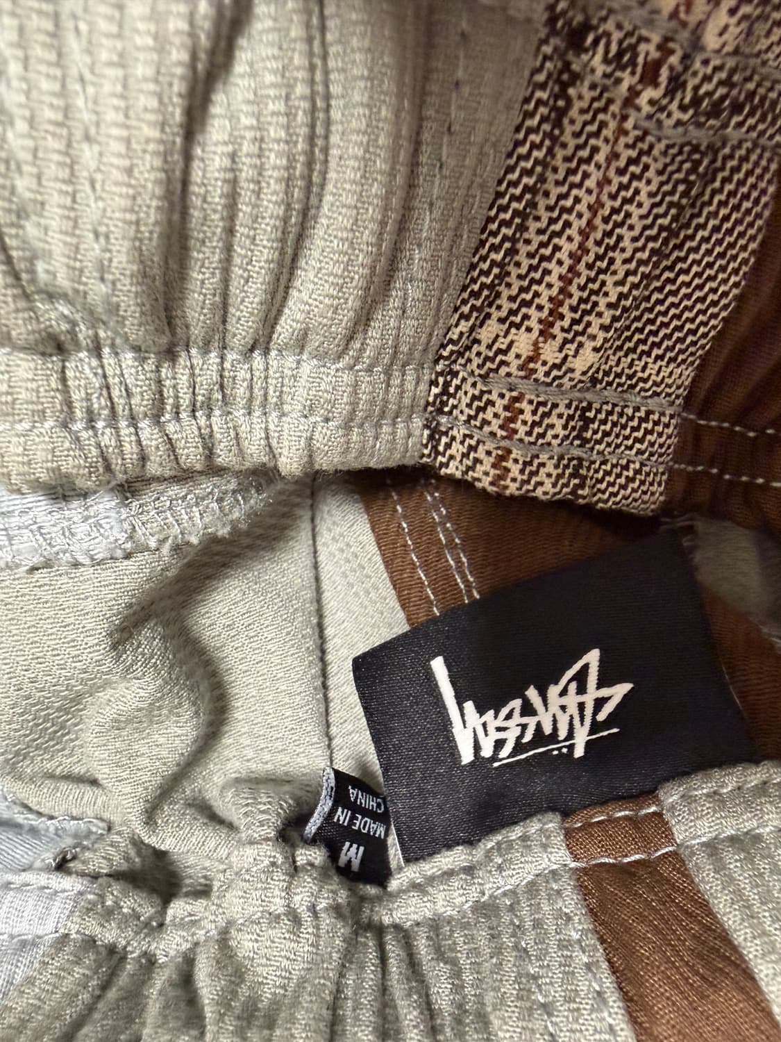 M 스투시 패치워크 비치팬츠 상품이미지4