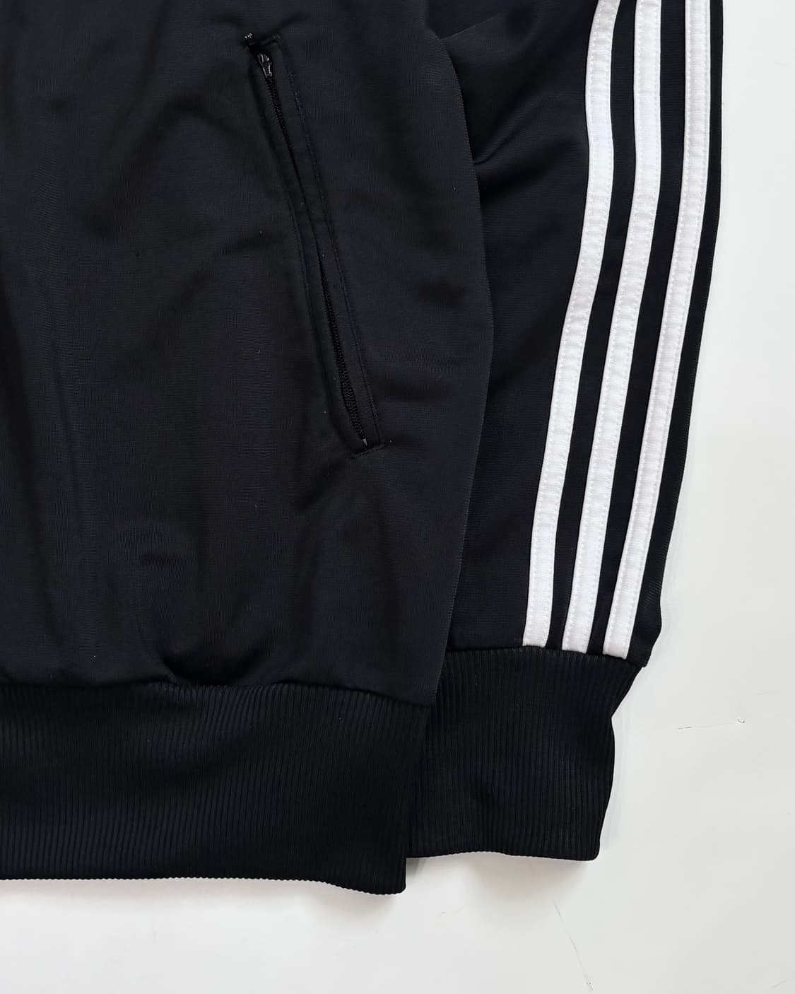 Adidas 아디다스 블랙컬러 파이어버드 트랙탑 상품이미지4