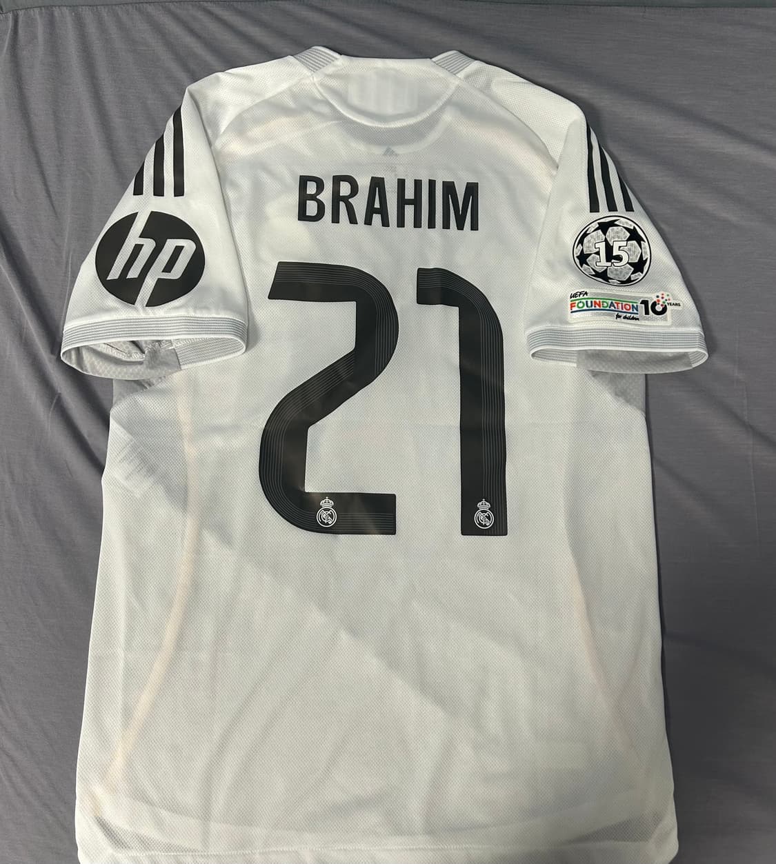 25/26 레알 마드리드 홈 어센틱 유니폼 상품이미지3