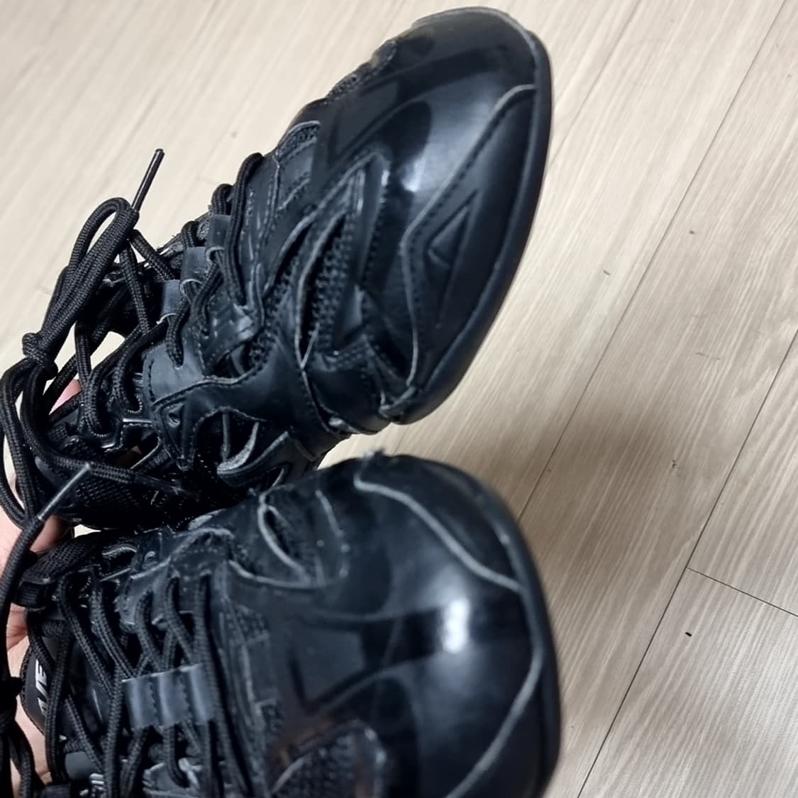 발렌시아가 트랙 스니커즈 블랙(275-280) 상품이미지8