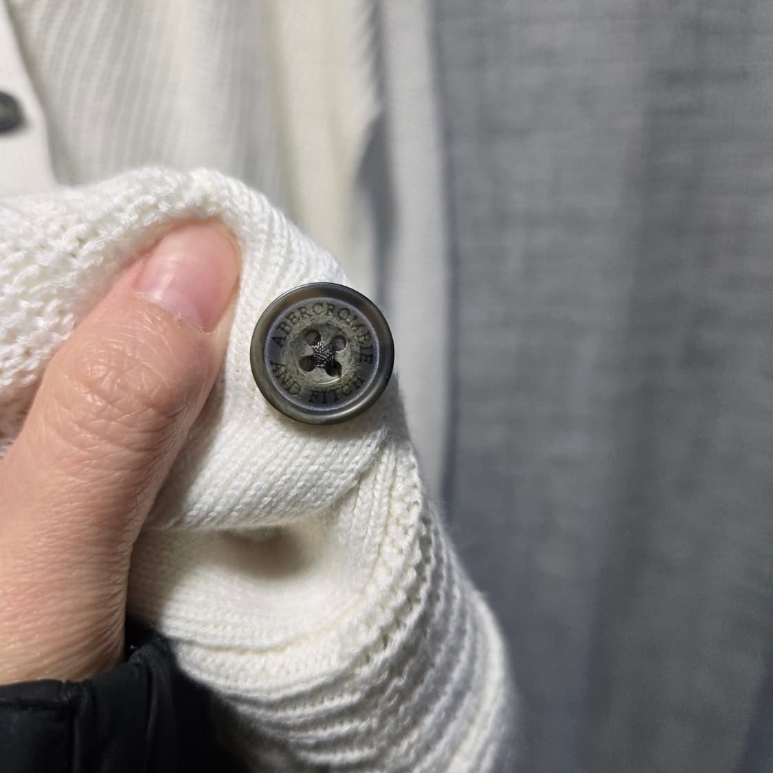 아베크롬비 화이트 니트 롱 가디건   상품이미지5