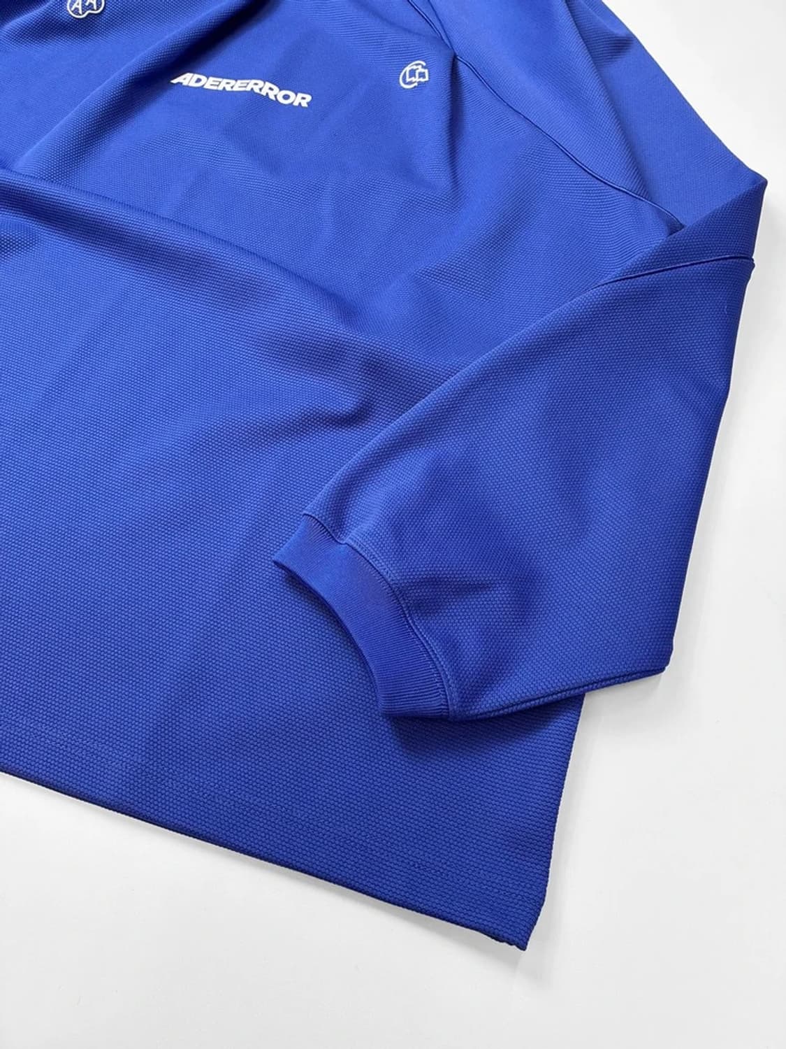 아더에러 25FW 시즈 스웨트 오버핏 맨투맨 PN5645 상품이미지4