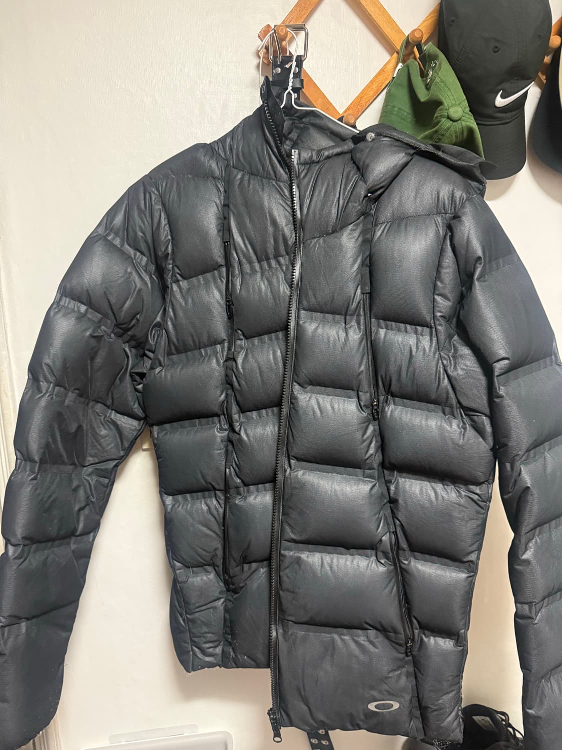 오클리 아카이브 경량패딩 상품이미지1