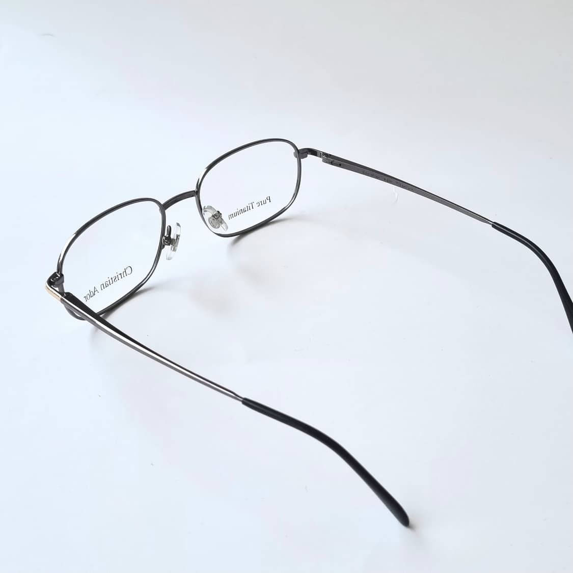 데드스탁 크리스찬 아도르 퓨어 티타늄 안경테 777 상품이미지4