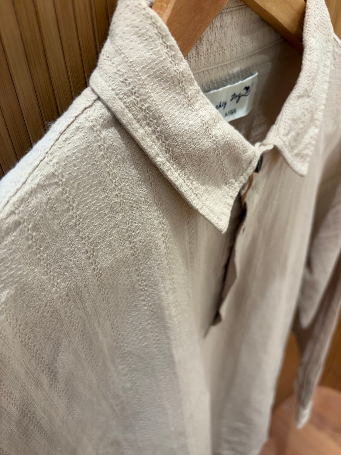 NAUGHTY DUG EMBROIDERY SHIRT 상품이미지3