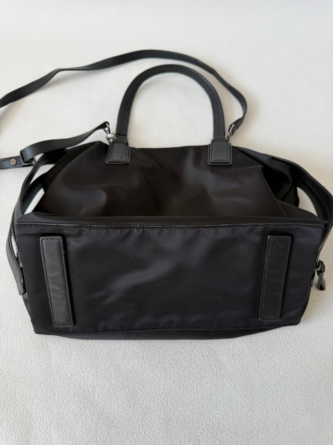 구호(KUHO) 레더&원단 토트 크로스백 상품이미지7