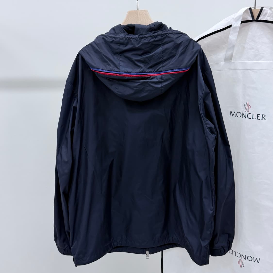 [S+급/6] 몽클레어 하타브 바람막이 자켓 상품이미지4