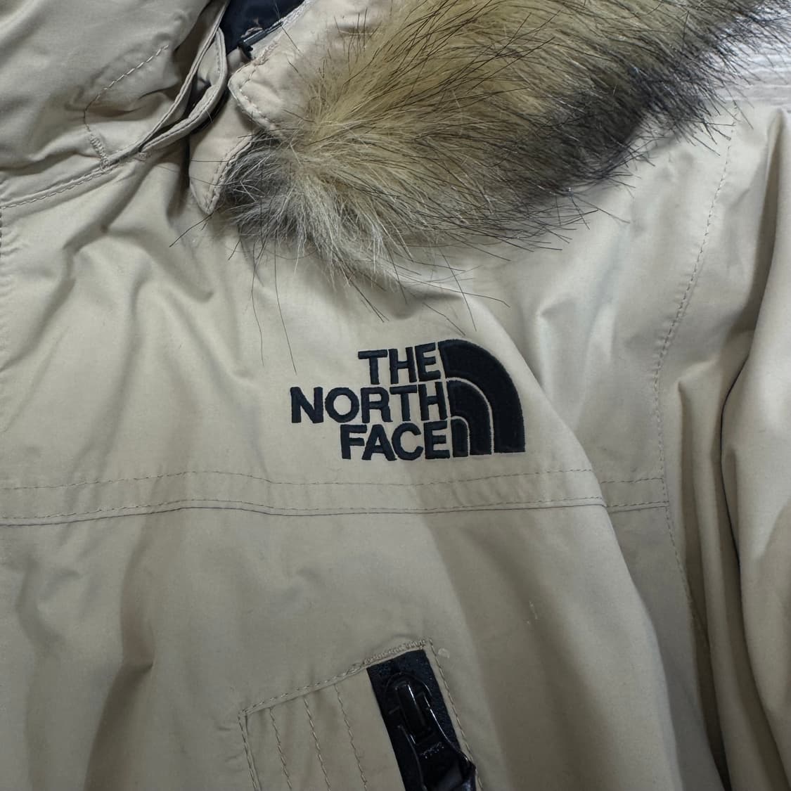노스페이스 화이트라벨 드라이벤트 덕다운 패딩 파카 상품이미지3