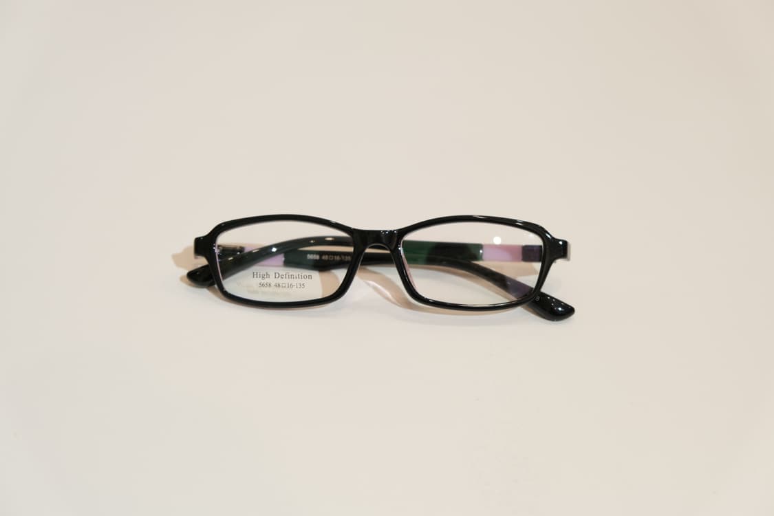 [Vintage] 블랙 & 베이비 핑크 포인트 스퀘어 뿔테 안경 상품이미지1