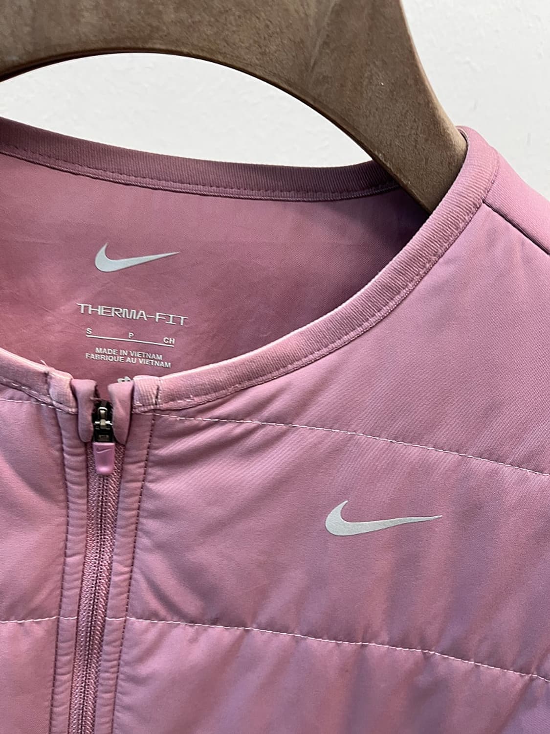 여) 나이키 써마핏 러닝점퍼  상품이미지2