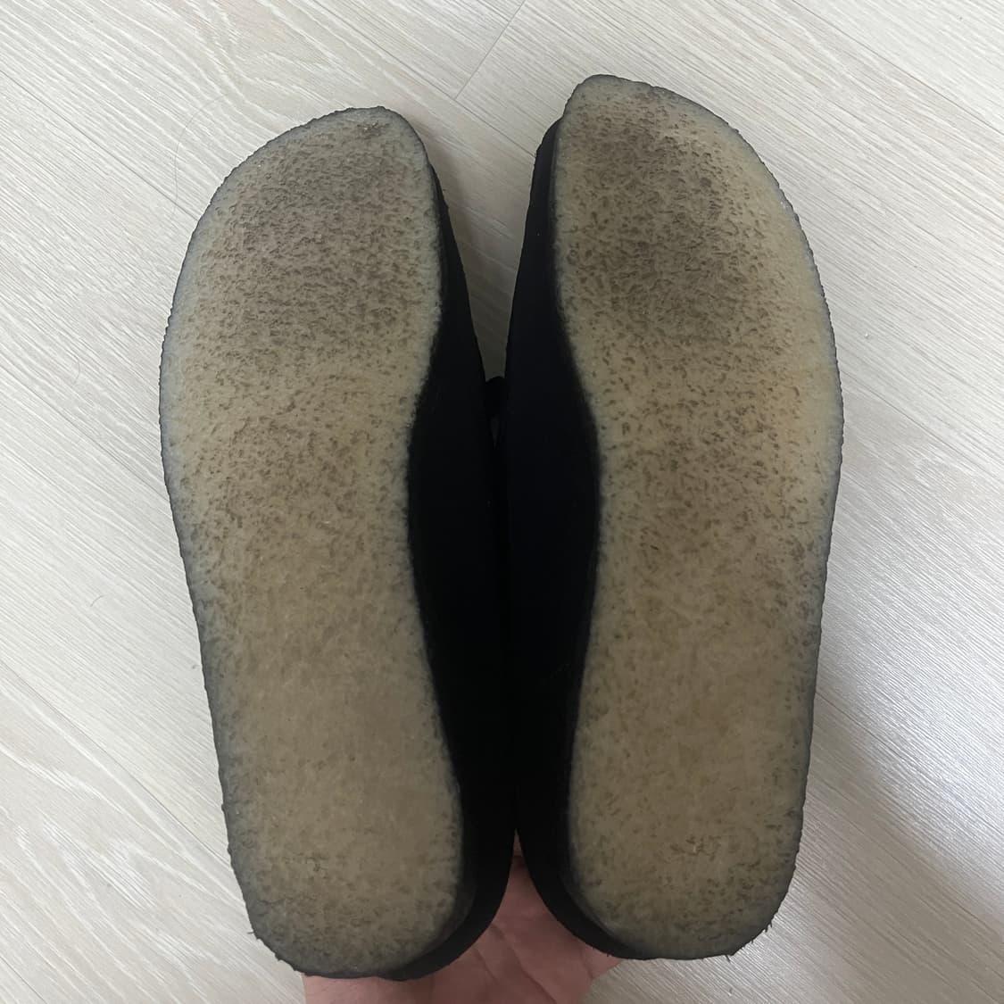 클락스 왈라비 블랙 스웨이드 상품이미지4