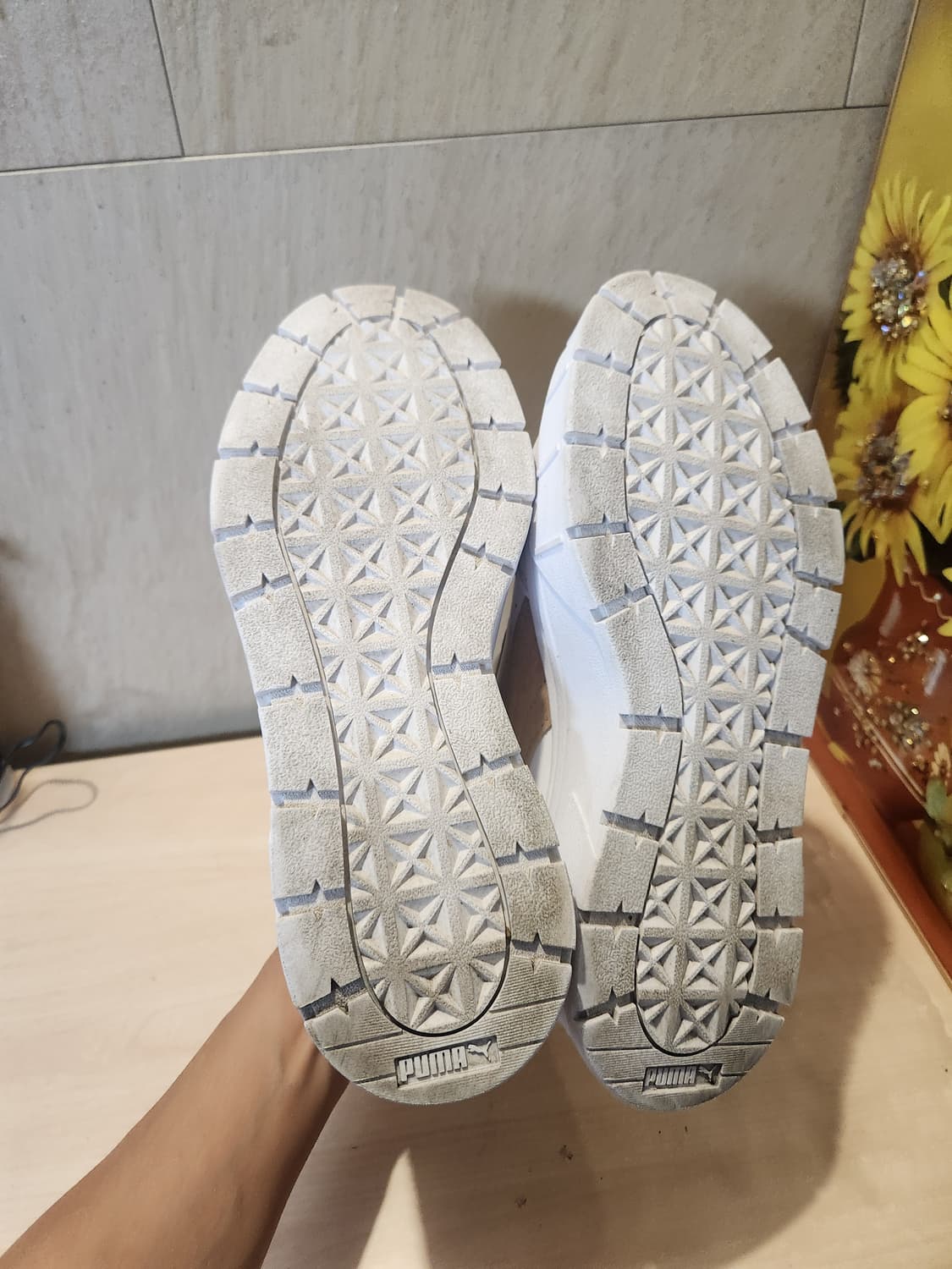 “[PUMA ] 퓨마 플랫폼 스니커즈 화이트베이지 24cm (컨디션  상품이미지4