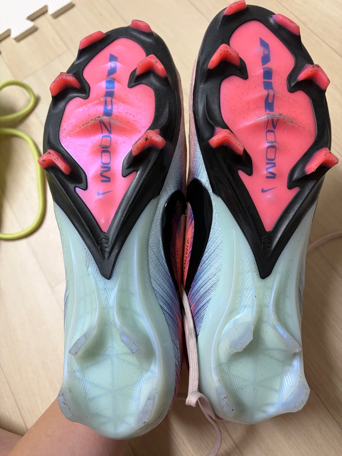 나이키 머큐리얼 베이퍼16 유나이티드팩 270 상품이미지2