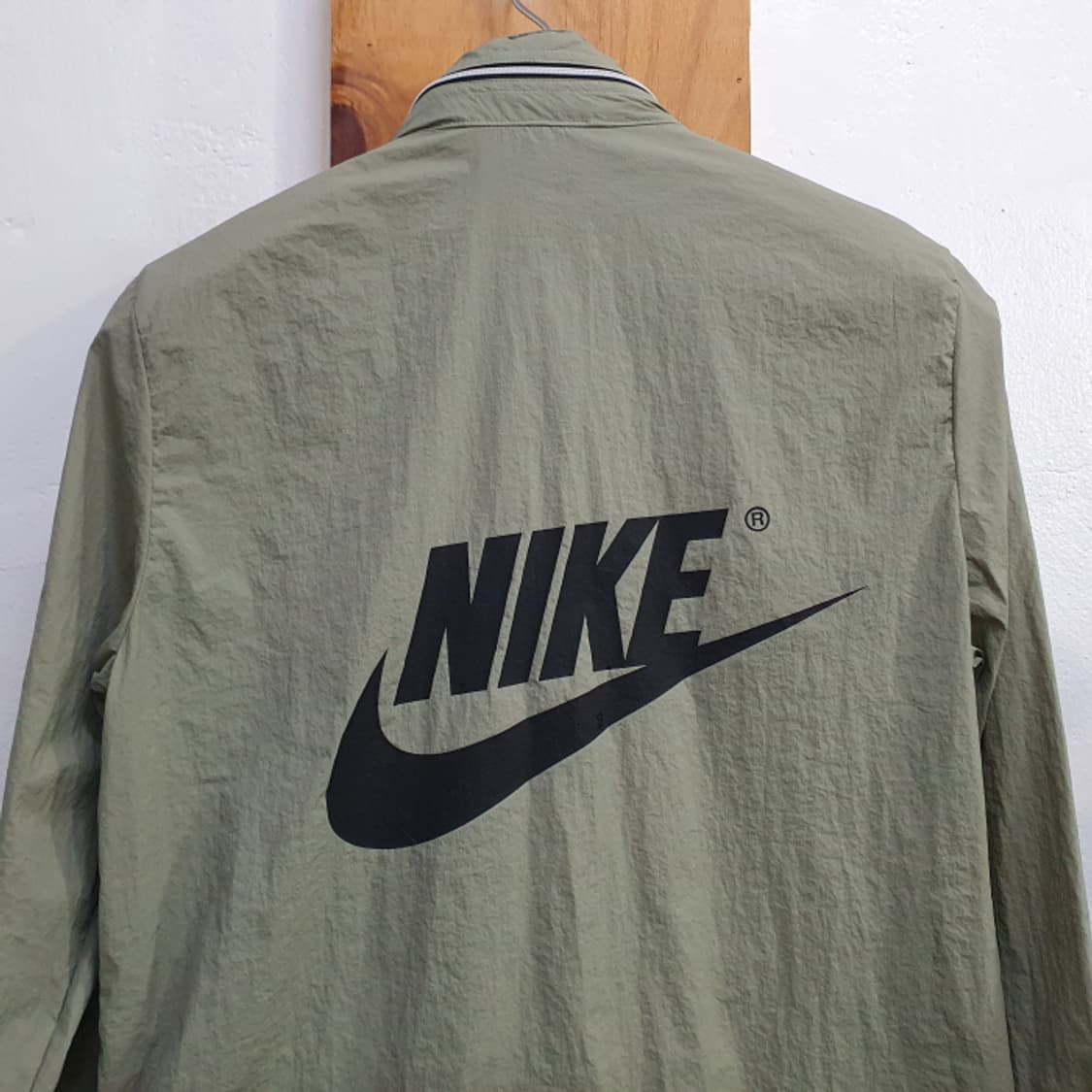 나이키 카키색 후드 바람막이자켓(100) 상품이미지8